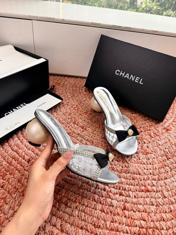 CC 26SS Pearl Heel 70mm Bow Sandals Silver in Netting fabric 760566