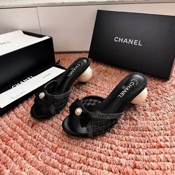 CC 26SS Pearl Heel 70mm Bow Sandals Black in Netting fabric 760565