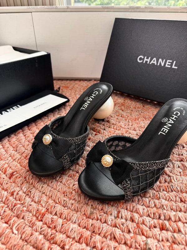 CC 26SS Pearl Heel 70mm Bow Sandals Black in Netting fabric 760565