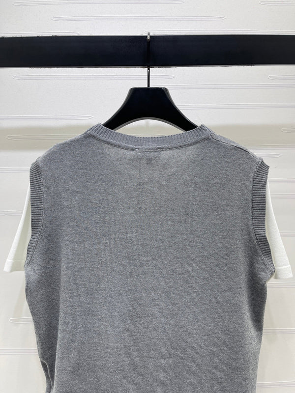 CC 26 Color-blocked Faux Two-piece Knit Short-Sleeved Top in Tencel