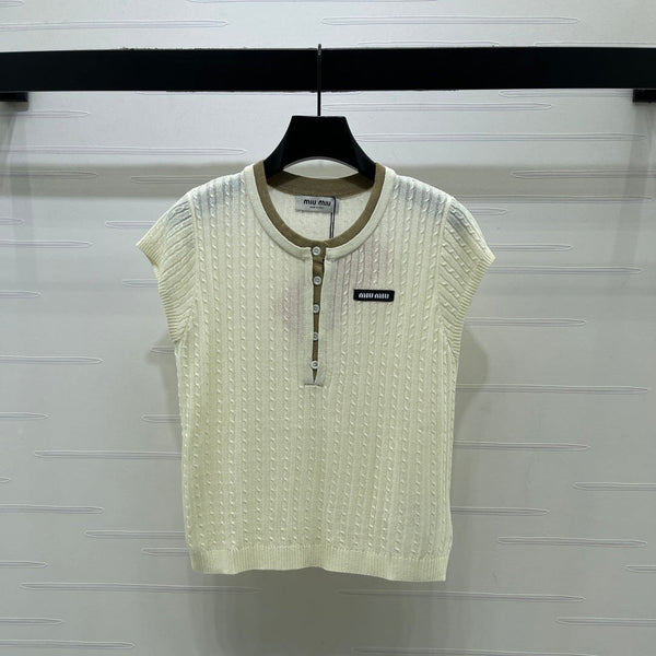 Miu 26 Crew Neck Knit Short-Sleeve T-Shirt Cream in Wool 382062
