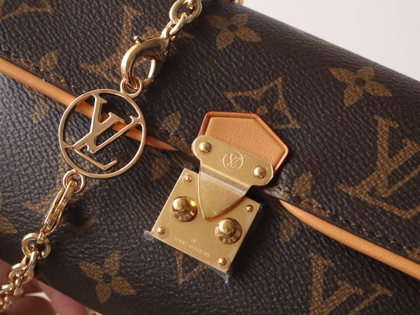 LV Pochette Camille Bag 20.5cm Brown in Monogram Canvas 248029