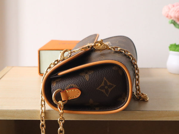 LV Pochette Camille Bag 20.5cm Brown in Monogram Canvas 248029