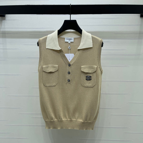CC 26 Vest Khaki Beige in Wool 385387