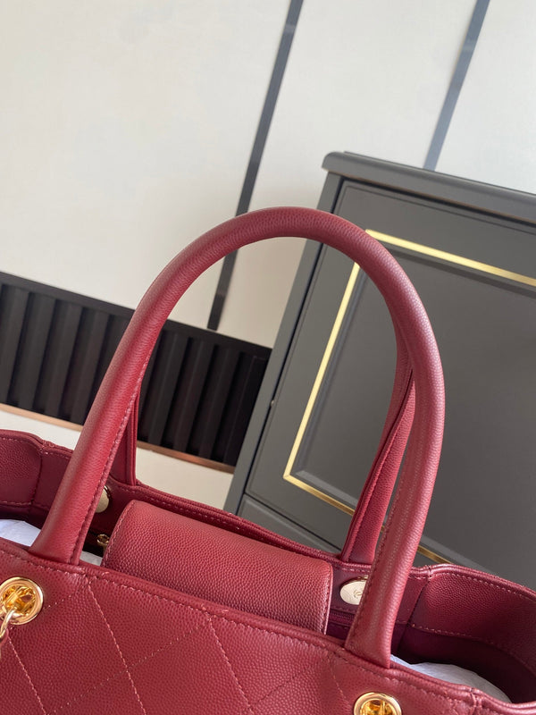 CC Tote Bag 39cm Burgundy Caviar Cowhide