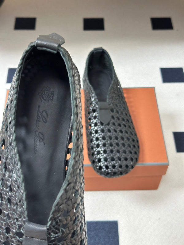 LP 26s Floaty Flats Black Handwoven Cowhide Leather 235279
