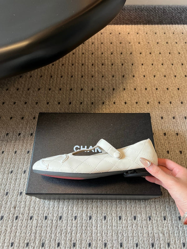 CC 26s T-Strap Mary Jane Flats White Cowhide