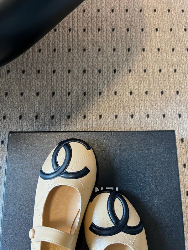 CC 26s Coco Beach Mary Jane Flats Begie Cowhide