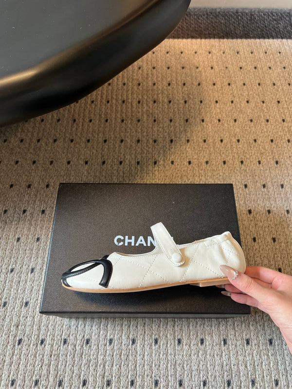 CC 26s Coco Beach Mary Jane Flats White Cowhide