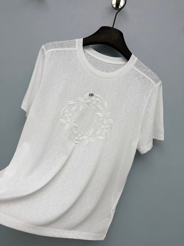 CD 2026 Floral Embroidery Short-Sleeve T-Shirt White Cotton 392386