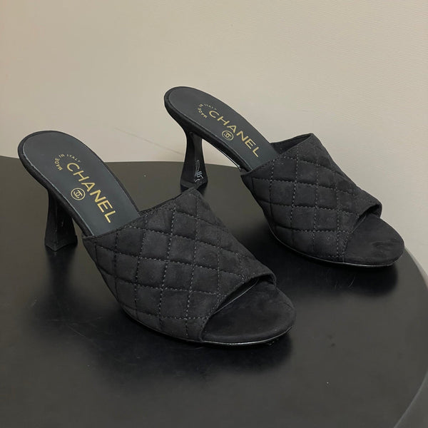 CC Quilted Heeled Sandal 8cm Black Suede 834714