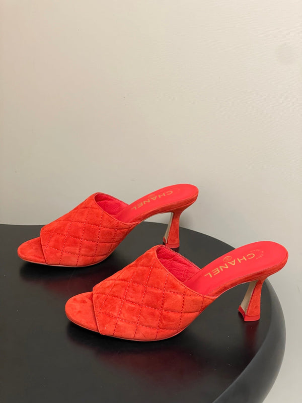 CC Quilted Heeled Sandal 8cm Red Suede 834698