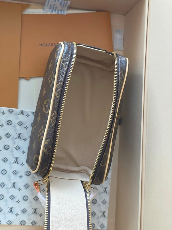 LV Monogram Zip Pouch 20cm Brown PVC & Leather Trim 292012