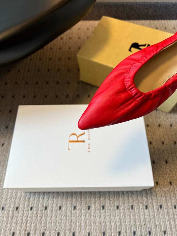 TR 26SS Ruched Pointed-Toe Kitten Heel Pumps