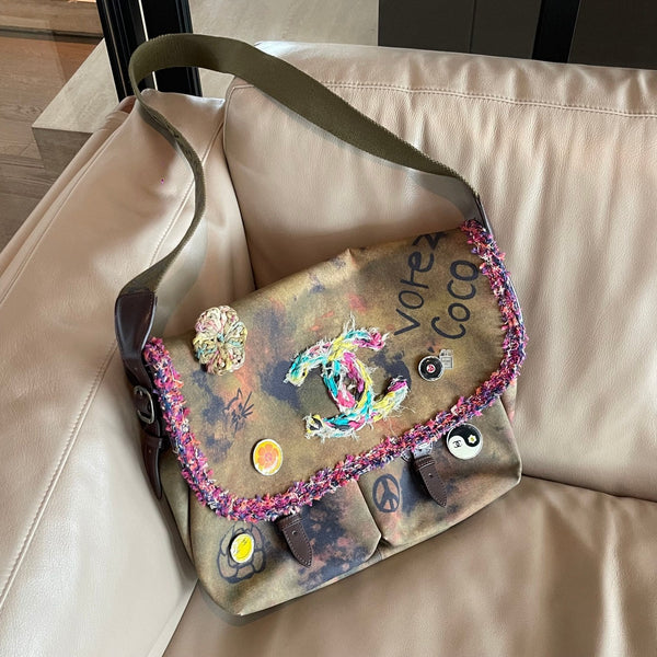 CC Graffiti Messenger Bag 42cm Multicolor Canvas