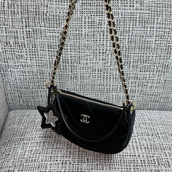 CC Coco Neige Clutch With Chain Star Charm 22cm Black Velvet