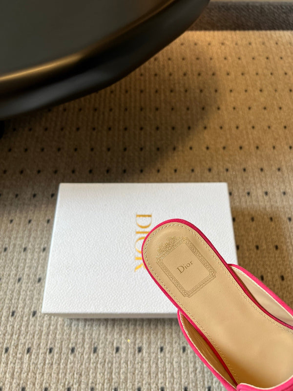 CD Baby Bow Mules Gold Bow Red Suede 858668