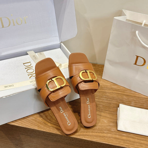 CD Montaigne Slides Buckle Camel Calfskin Leather 862370