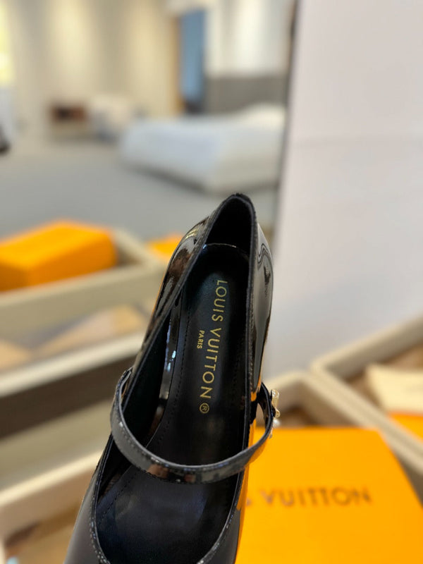 LV Romy Mary Jane Pumps Black Patent Leather 893581