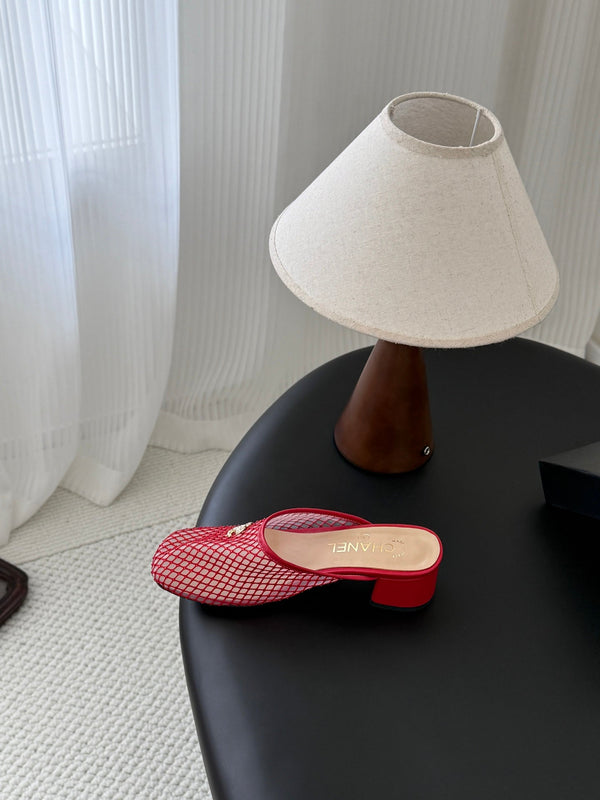 CC Coco Beach 26 CC Logo Mesh Mules Red Mesh 915142