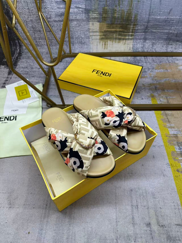 FF Feel Slides Beige Multicolor Printed Canvas 928523