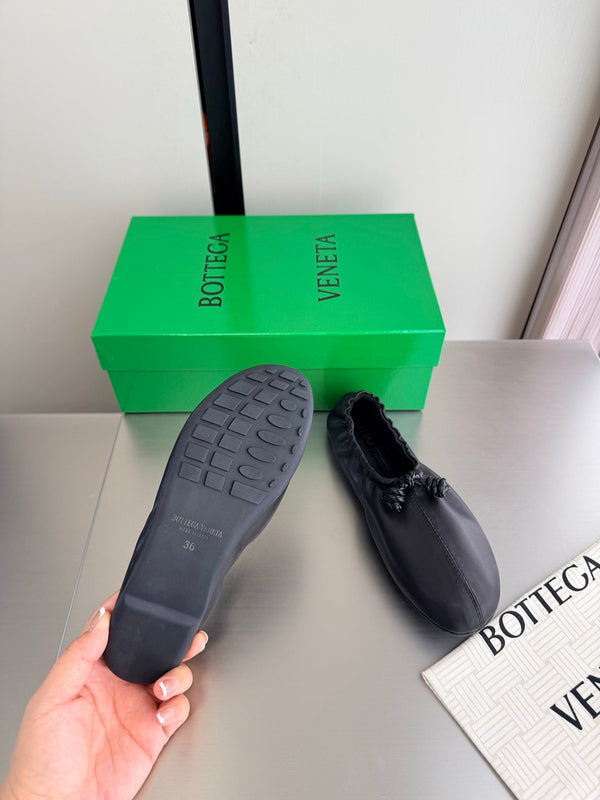 BV Fantasmina Ballerina Flats Black Leather 929581