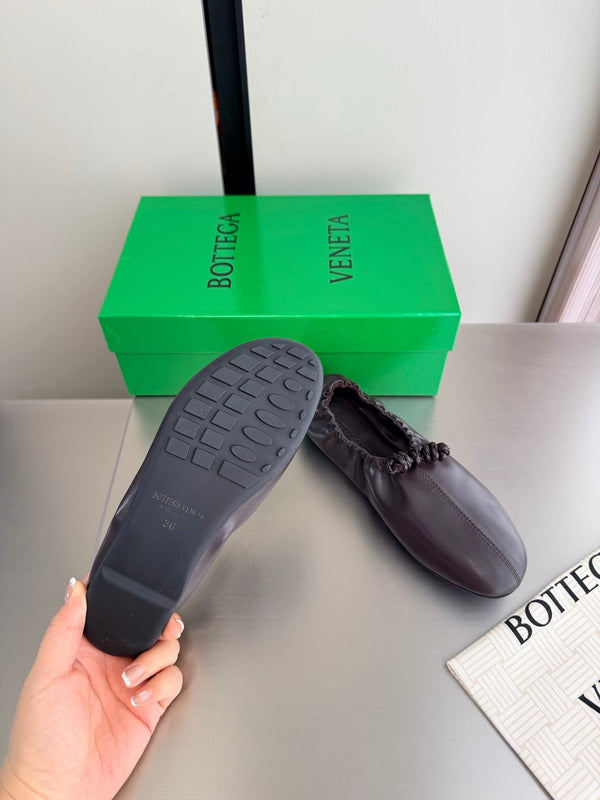 BV Fantasmina Ballerina Flats Chocolate Leather 929579