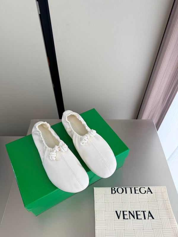 BV Fantasmina Ballerina Flats White Leather 929578