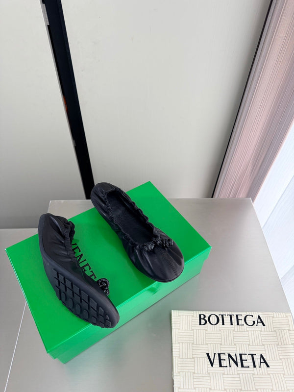 BV Fantasmina Knot Ballerina Flats Black Leather 929577