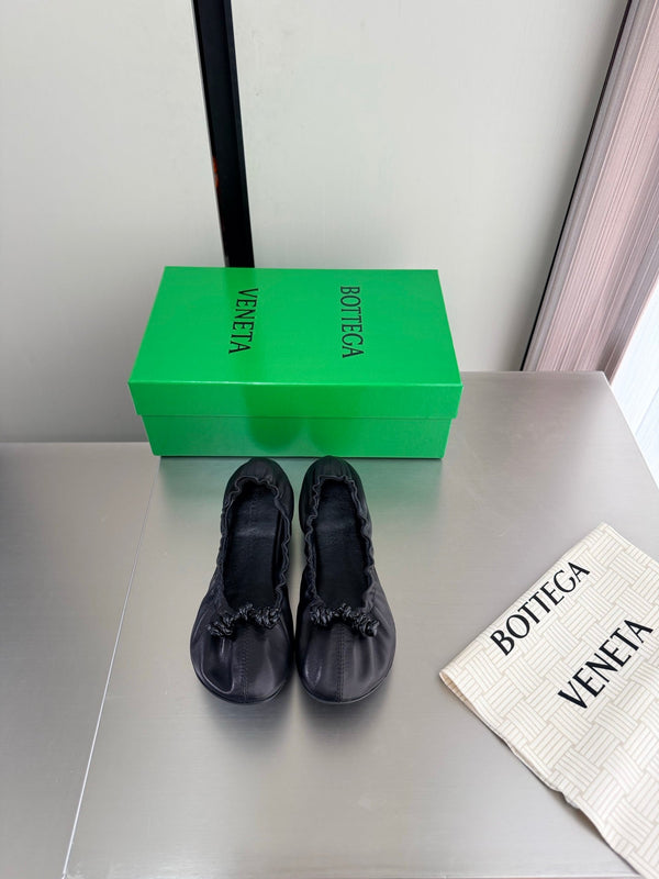 BV Fantasmina Knot Ballerina Flats Black Leather 929577