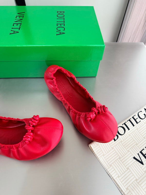 BV Fantasmina Knot Ballerina Flats Red Leather 929574