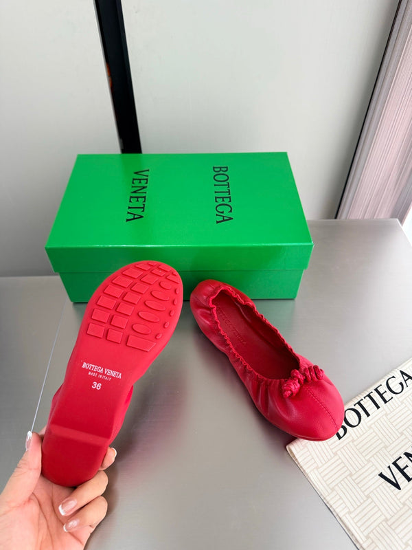 BV Fantasmina Knot Ballerina Flats Red Leather 929574