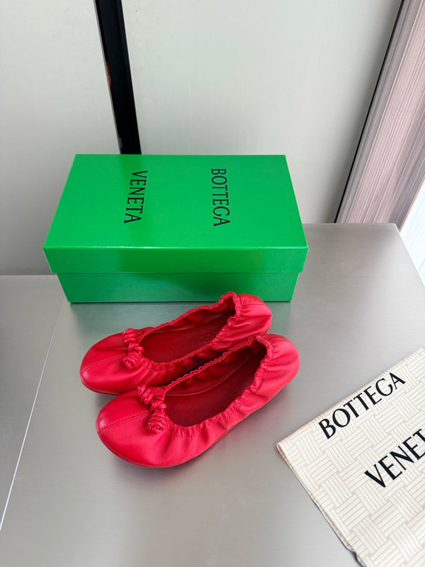 BV Fantasmina Knot Ballerina Flats Red Leather 929574