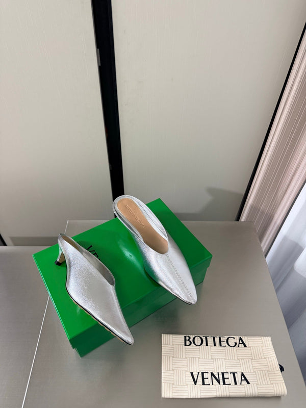 BV Vesta Mule Pumps 4cm Silver Metallic Leather 909505