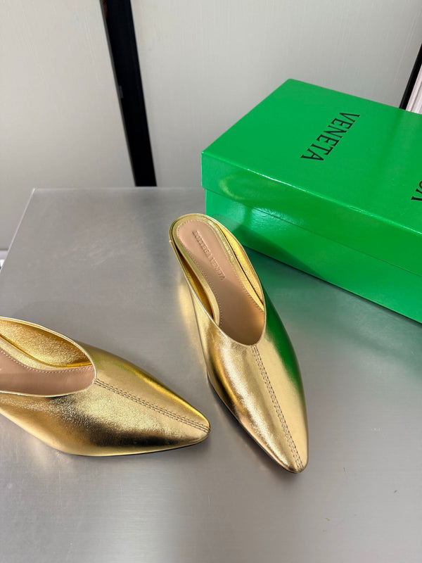 BV Vesta Mule Pumps 4cm Gold Metallic Leather 929504
