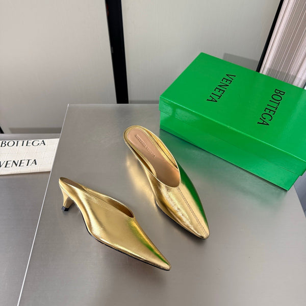 BV Vesta Mule Pumps 4cm Gold Metallic Leather 929504