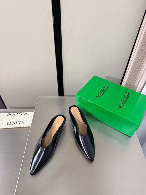 BV Vesta Mule Pumps 4cm Black Leather 929503