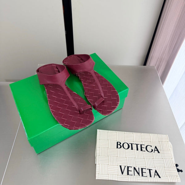 BV Livia Sandals Burgundy Intrecciato Leather 929497