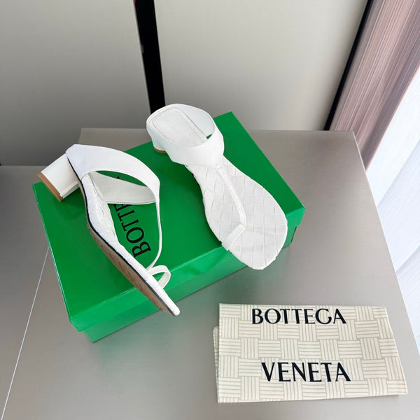 BV Livia Sandals 4CM White Intrecciato Leather 929478