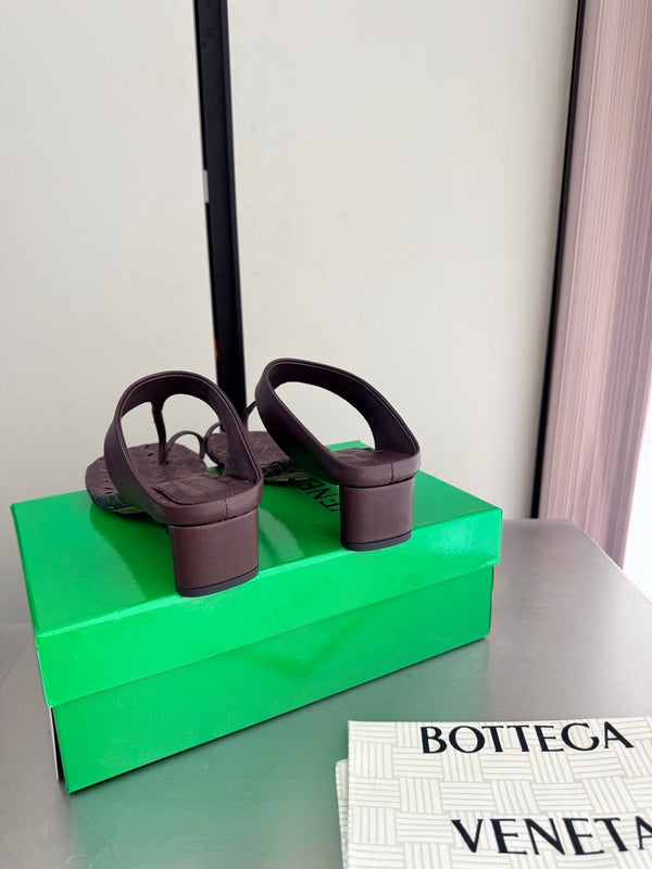 BV Livia Sandals 4CM Chocolate Intrecciato Leather 929477