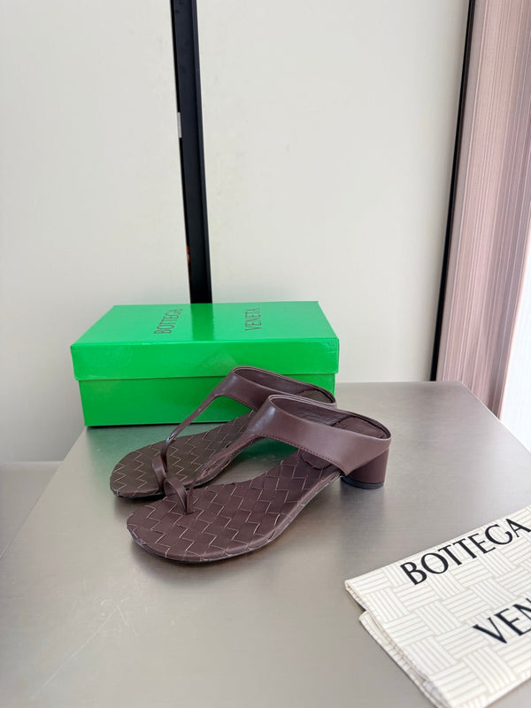 BV Livia Sandals 4CM Chocolate Intrecciato Leather 929477