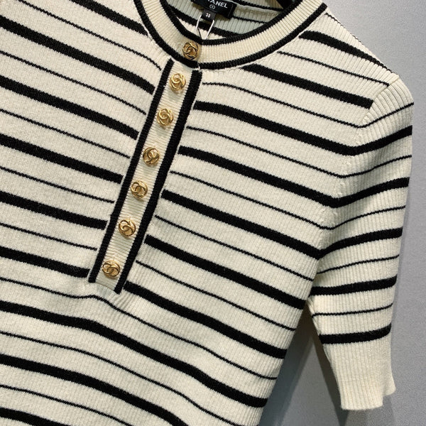 CC Striped Ribbed Knit Short Sleeve Top White Black Silk 411319