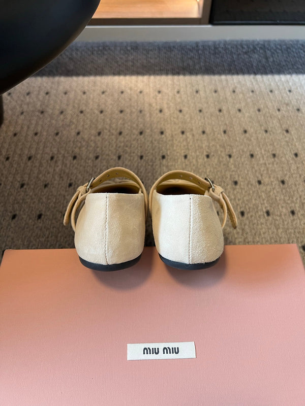 Miu Pointed Toe Bow Mary Jane Flats Cream Suede 933428