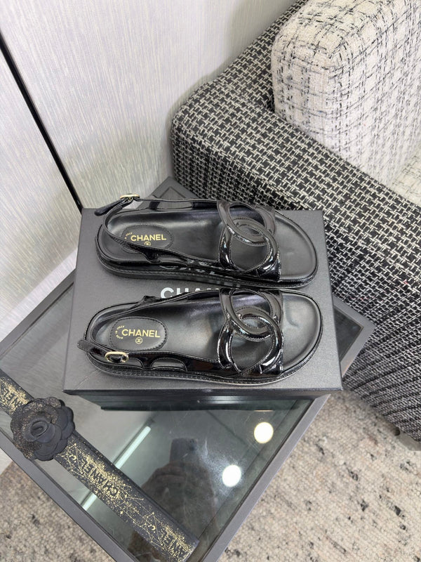 CC Embossed Sandals Black Patent Leather935914