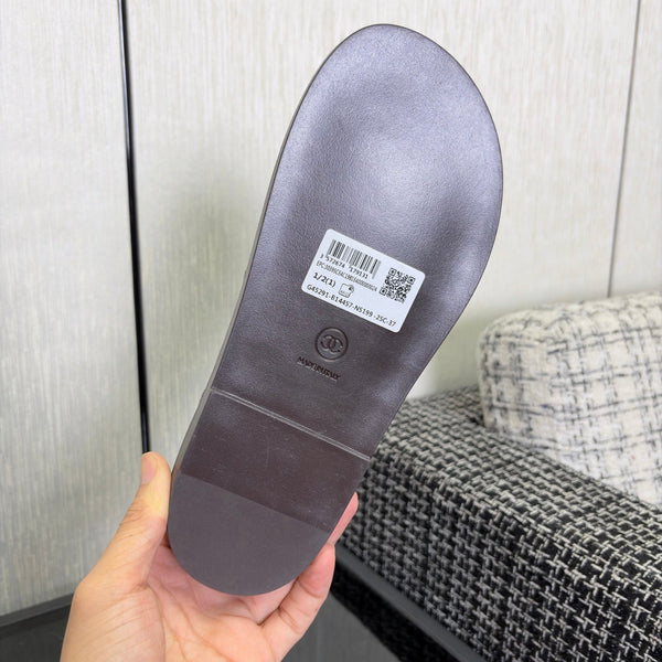 CC Sandals Chocolate Suede Leather 935910