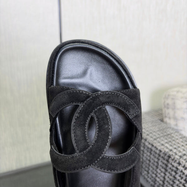 CC Sandals Black Suede Leather 935908