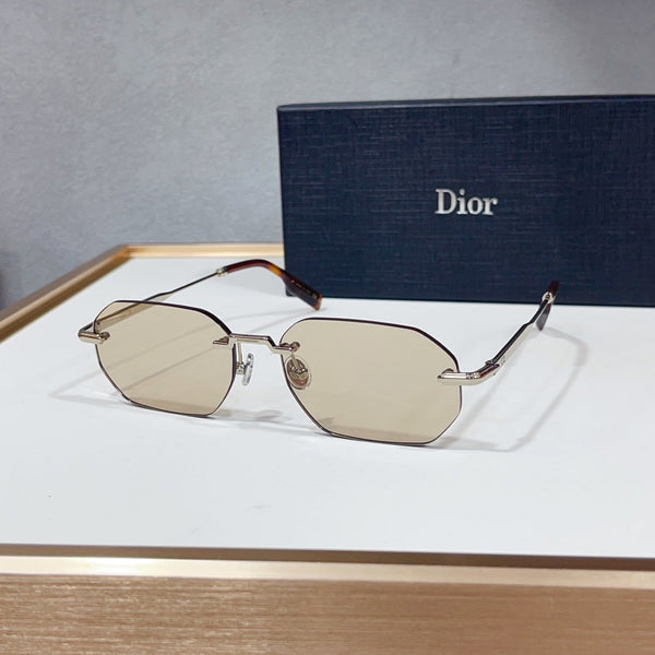 CD Sunglasses 112