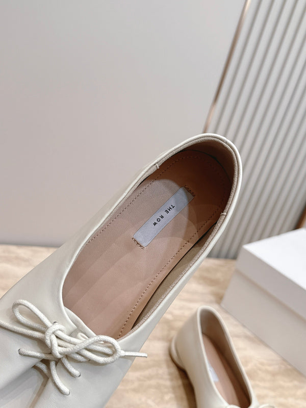 TR Lace-Up Ballet Flats Square Toe Cream Leather 954411
