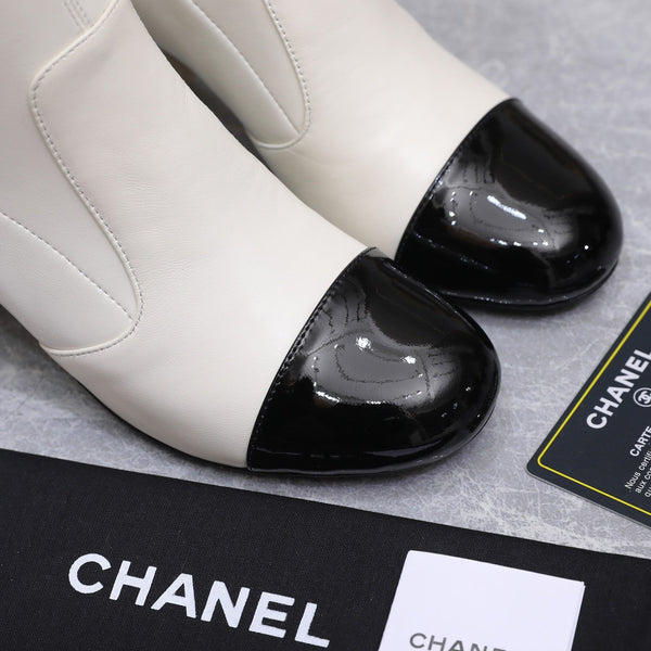 CC 26s Mid-Calf Boots Pearl Ball Heel 6.5CM White Calfskin 961582