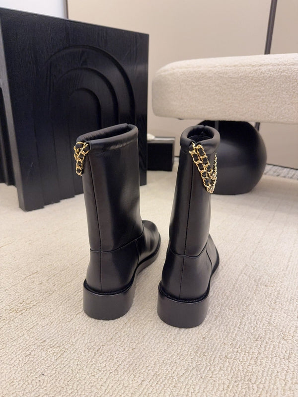 CC Mid-Calf Boots 4CM Gold Chain Charm Black Leather 961500